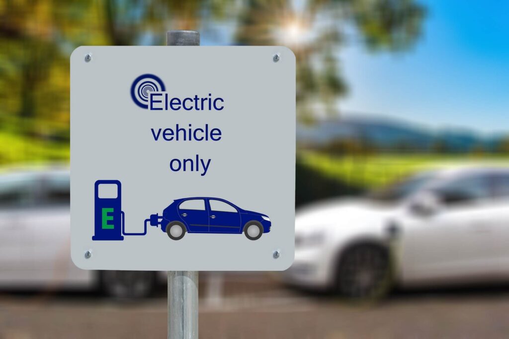 Gestionar flota de vehículos eléctricos en España