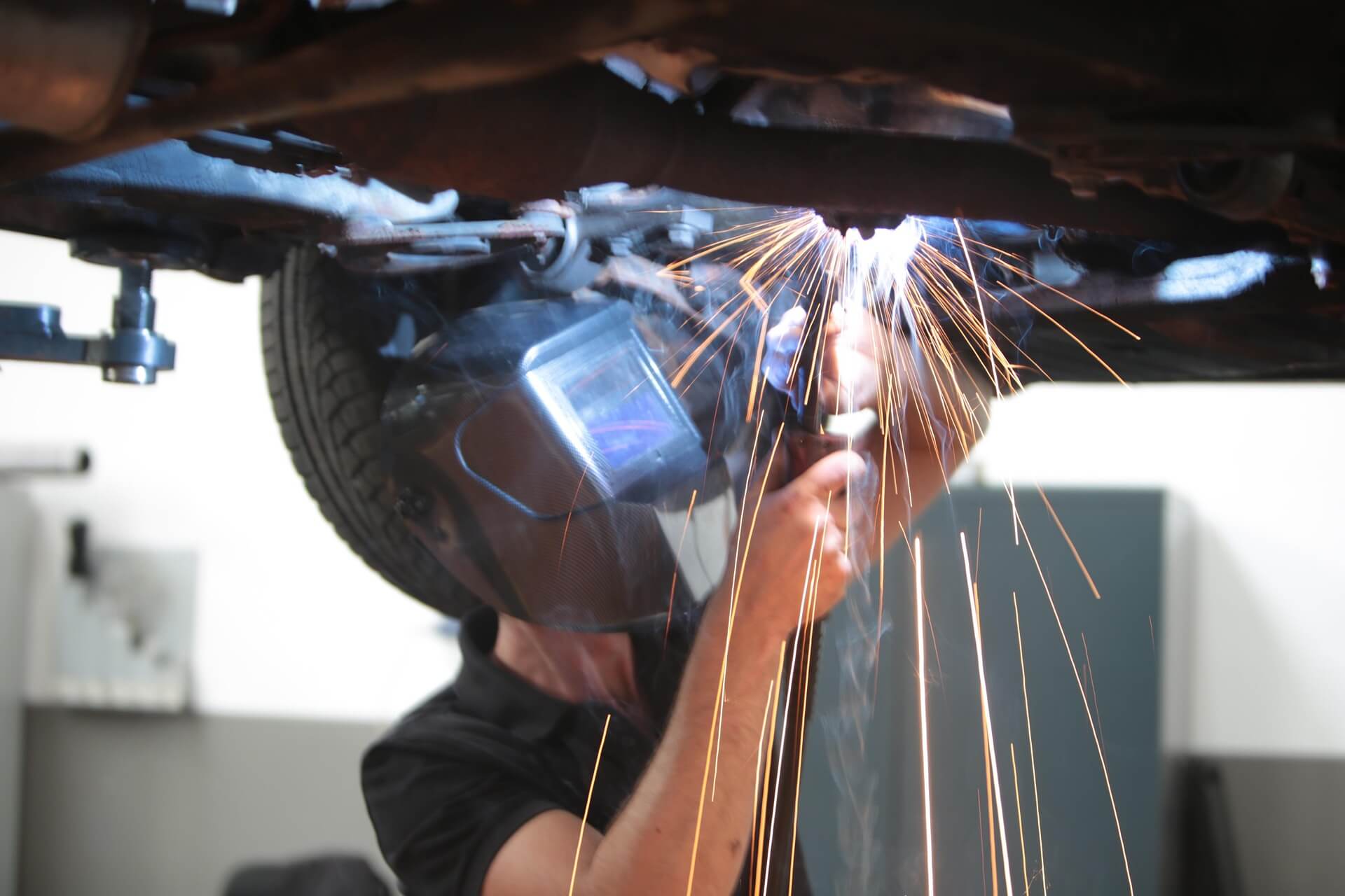 diferencia entre mantener y reparar la flota